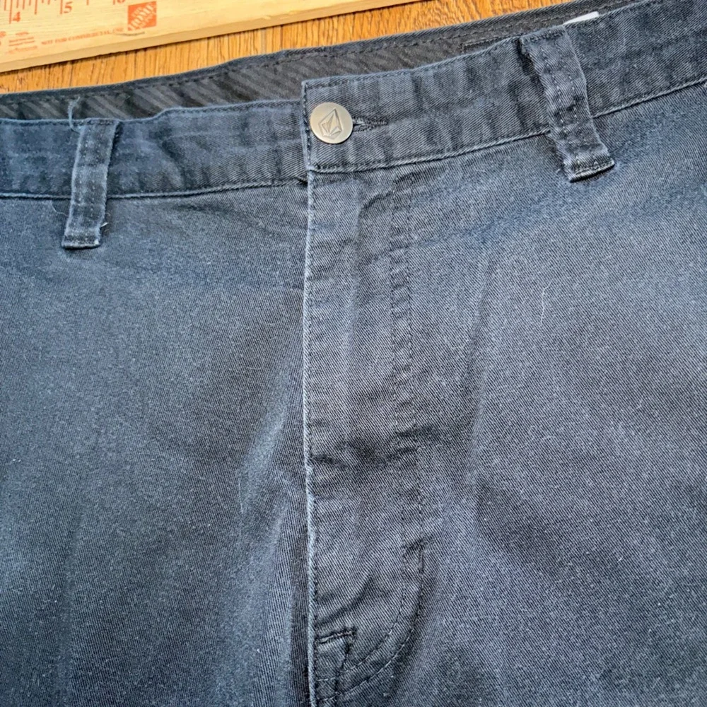 Volcom Frickin Modern Stretch Chino Shorts Mens 36 Black Skate Surf casual